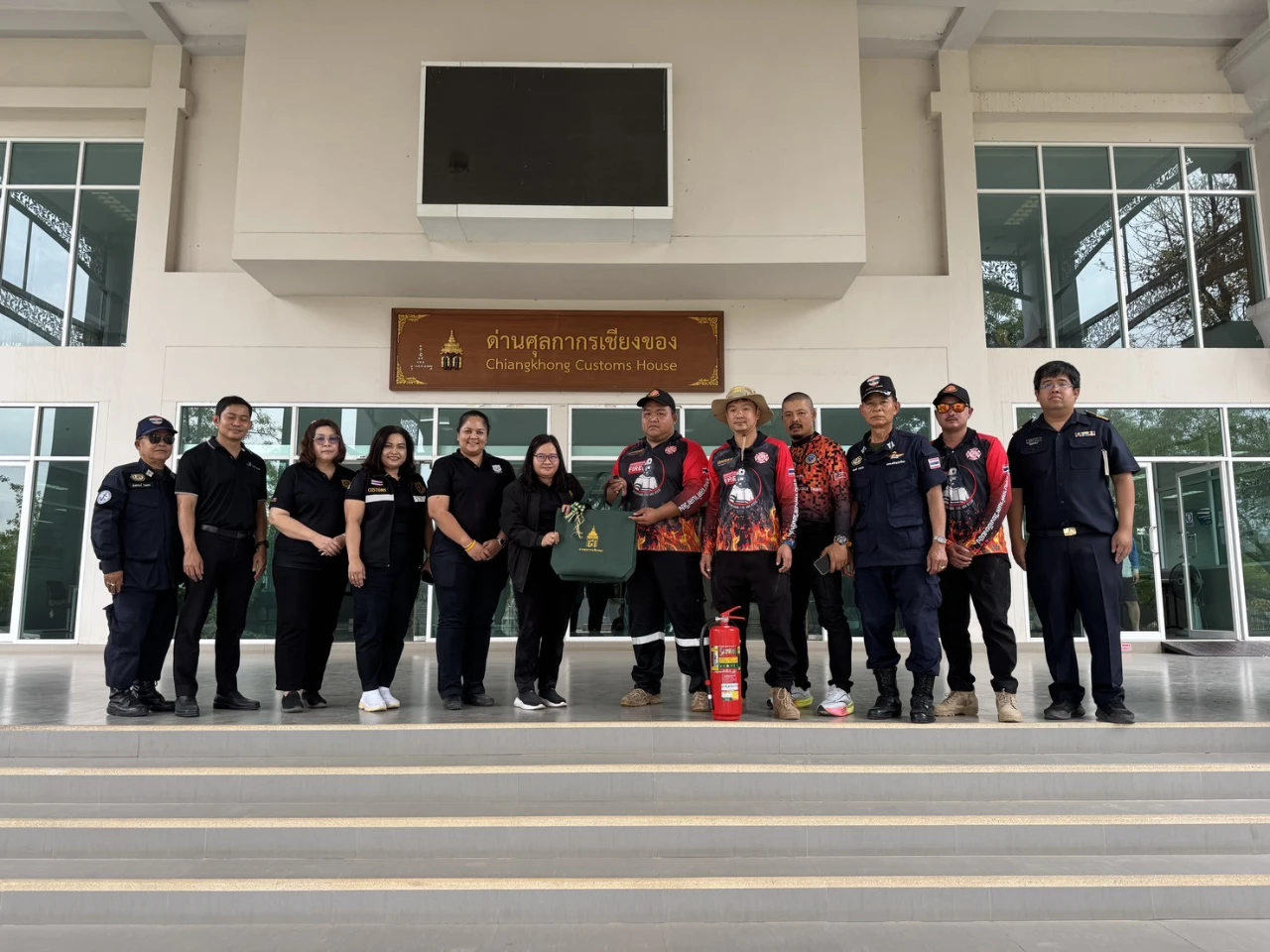 งานป้องกันและบรรเทาสาธารณภัยเทศบาลตำบลเวียงเชียงของ เป็นวิทยากรอบรมให้ความรู้การเตรียมพร้อมต่อการเผชิญเหตุสภาวะวิกฤตและการจัดการสถานการณ์ฉุกเฉิน