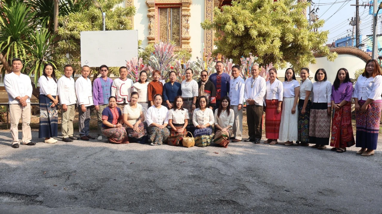 ประเพณีสรงน้ำ “หลวงพ่อเพชร” ณ วัดศรีดอนชัย