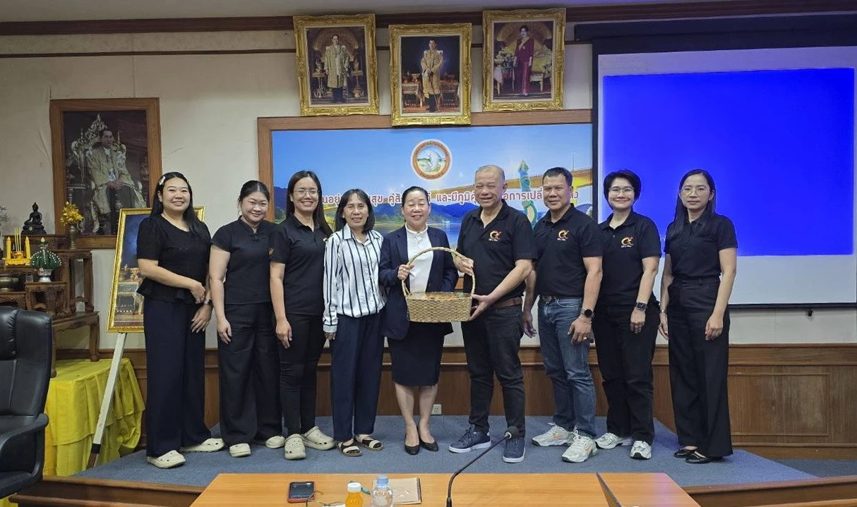 ให้การต้อนรับ นายกิตติ ทิศสกุล ผู้จัดการโครงการบูรณาการอาหารเพื่อสุขภาวะตลอดห่วงโซ่ในพื้นที่จังหวัดเชียงราย พร้อมคณะ